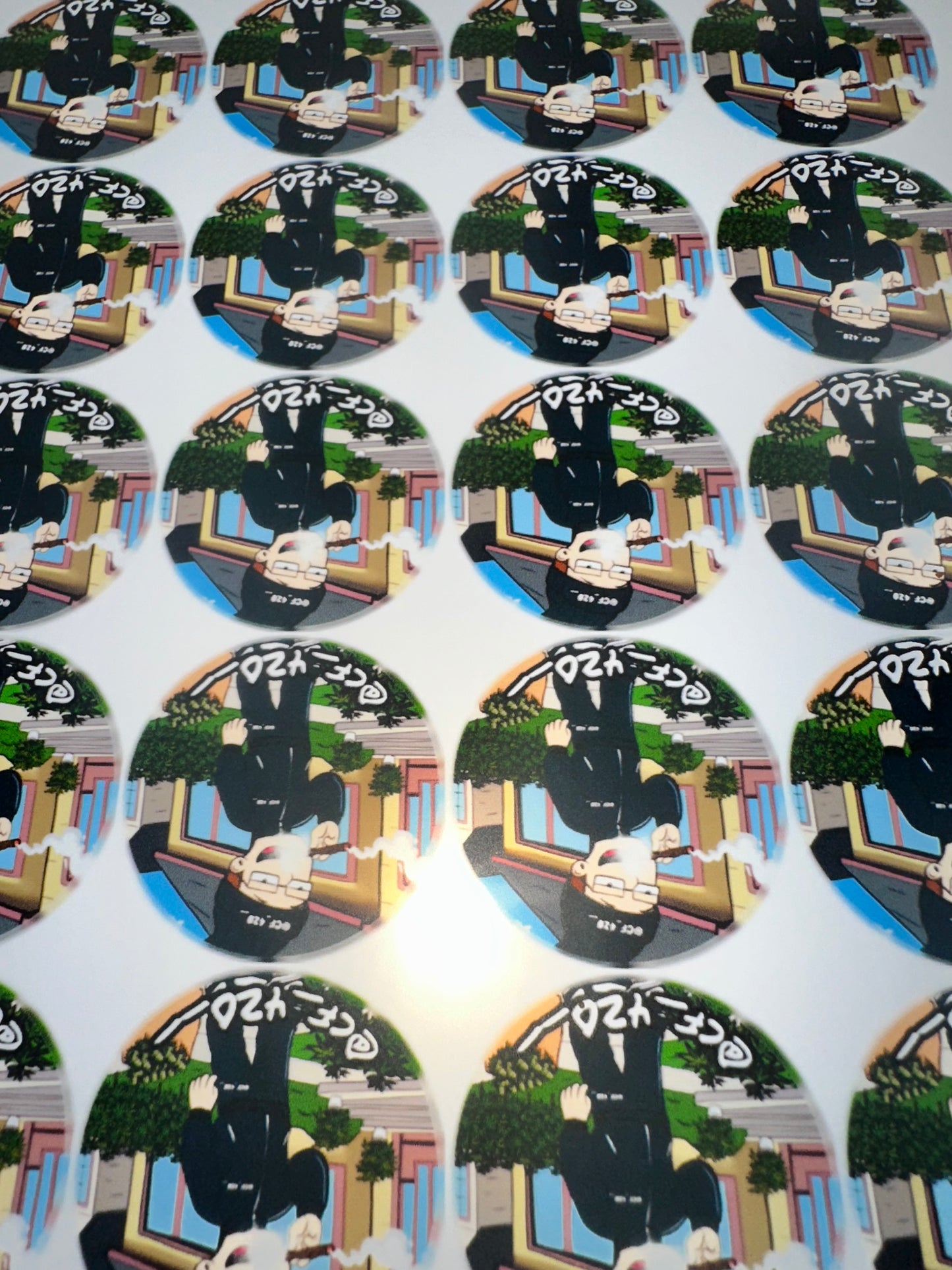 100 4cm glossy die cut stickers.Enhance your products with Glossy Stickers. These high-quality stickers provide a glossy finish, adding a professional touch to your branding. Boost brand recognitiASKMOLS100 4cm glossyASKMOLS
