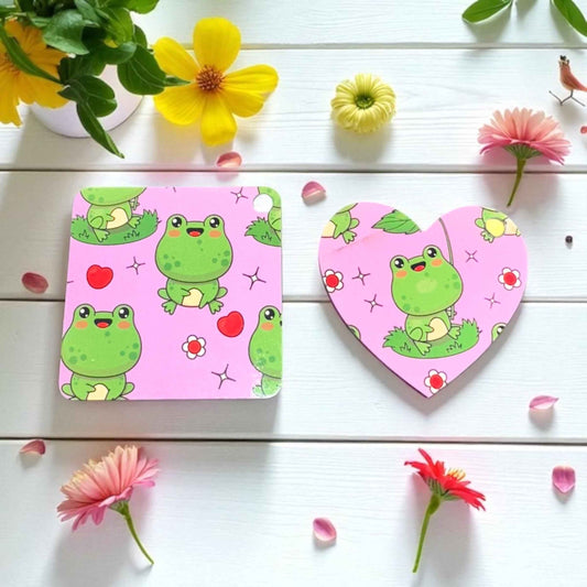 Froggy wooden keyring